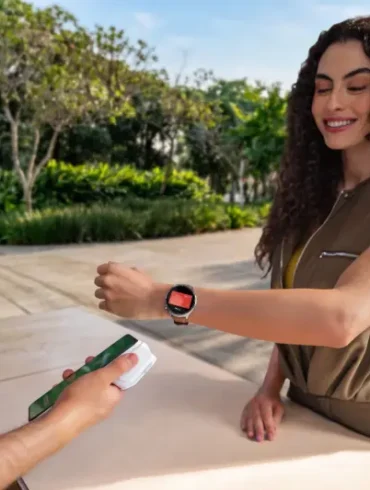 Moto Watch Ultra