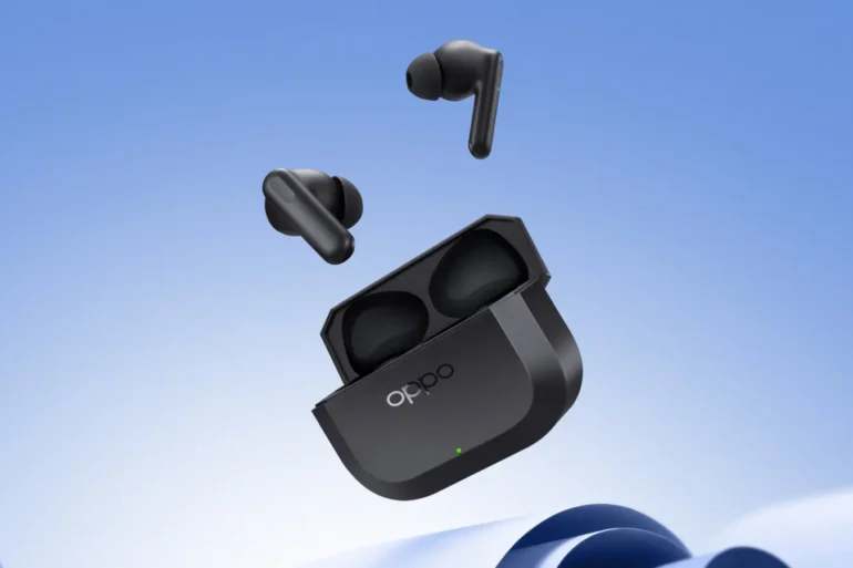 OPPO Enco Buds3s dengan charging case