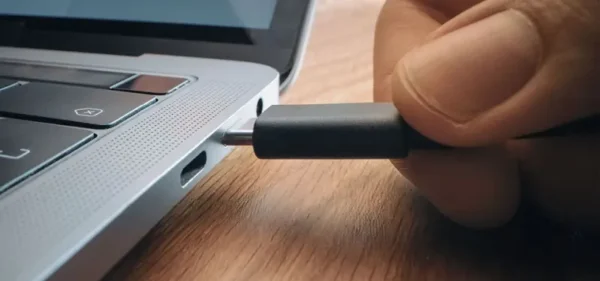 thunderbolt 5 Kingston thunderbolt 5 (Kingston)