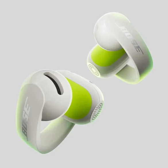 Bose Sport Open Earbuds White Smoke 06 Bose_Sport_Open_Earbuds_White_Smoke_06