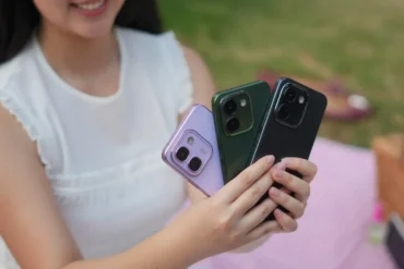 vivo v80 lite 5G warna Sand Pink , Emerald Green, dan Dawn Black