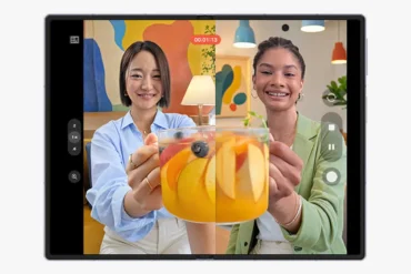Dual recording galaxy Z fold8
