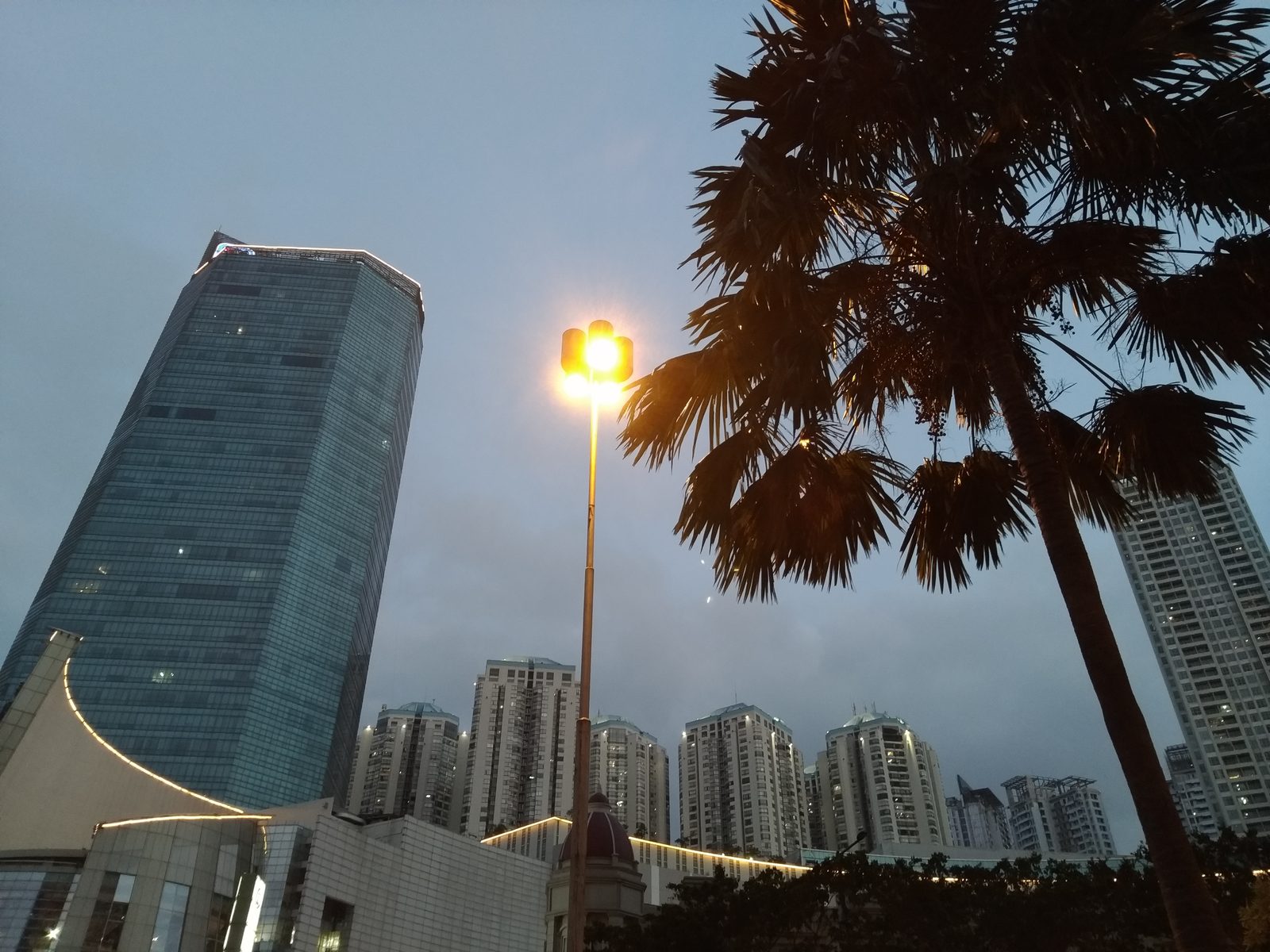 ASUS Zenfone 4 Selfie Pro - Foto 12
