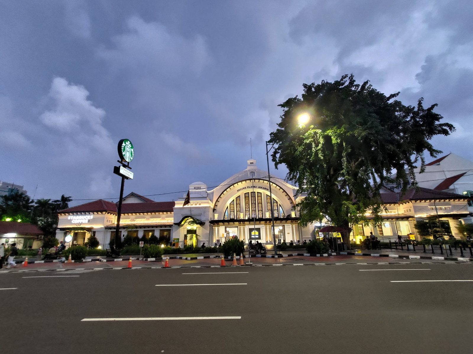 ASUS Zenfone 8 - Foto 9