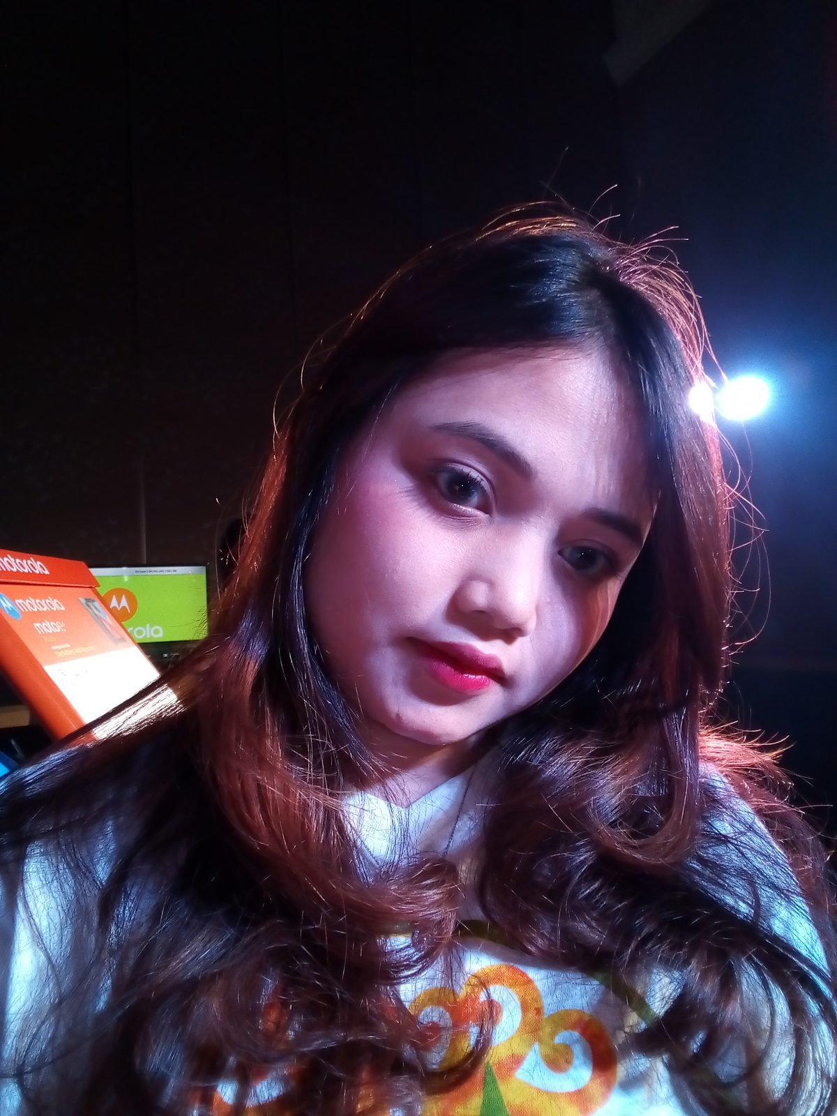 37216412701 Hasil foto Moto E4 Plus (1)
