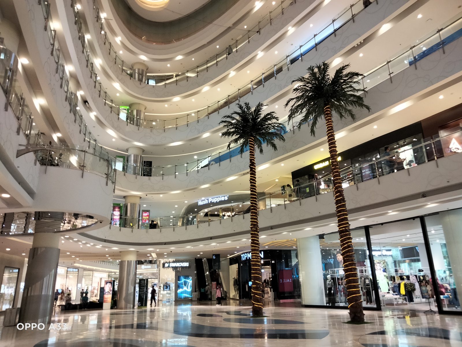50624111087 Indoor Low Light OPPO A33 (1)