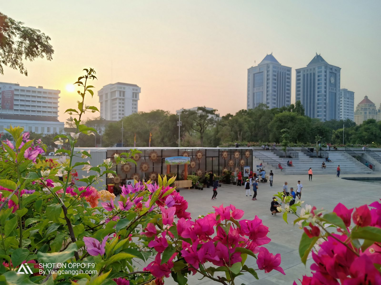 44611208441 Hasil foto Oppo F9 (5)