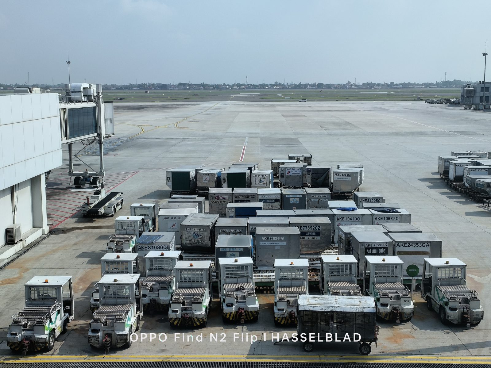 OPPO Find N2 Flip - Foto 15