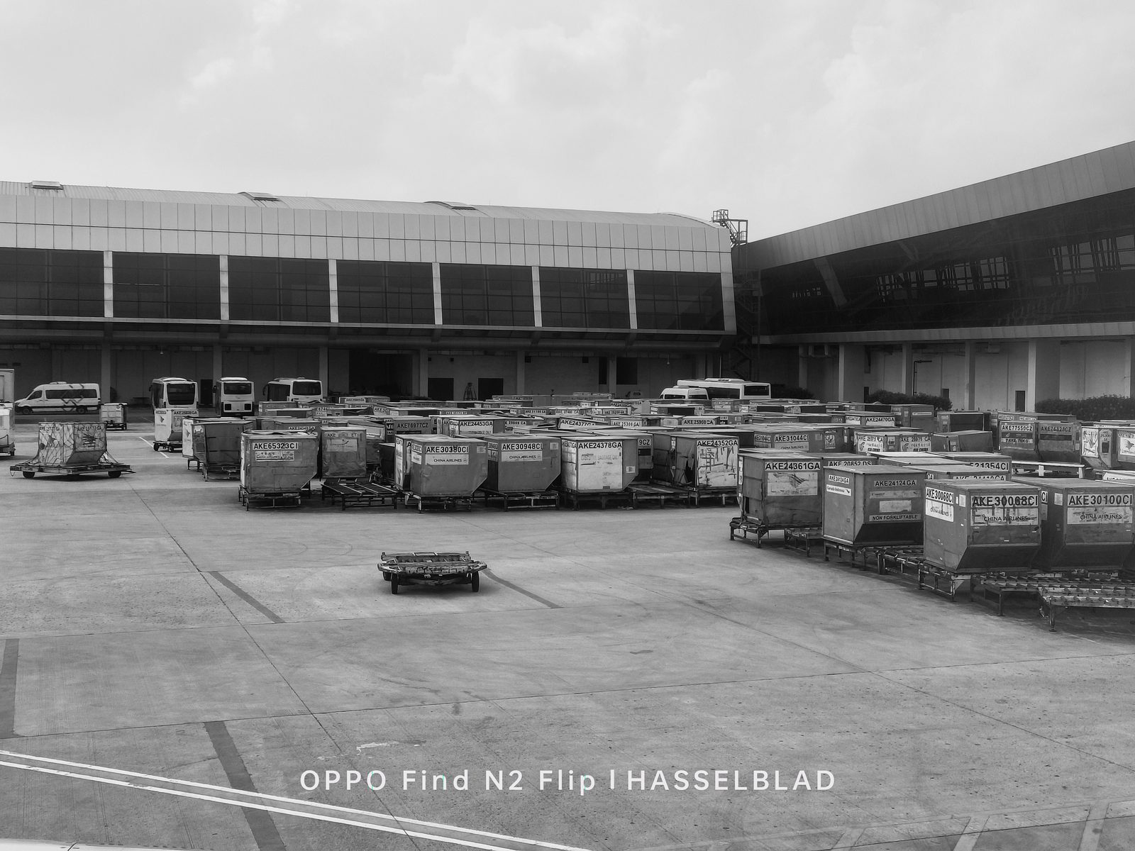 OPPO Find N2 Flip - Foto 41