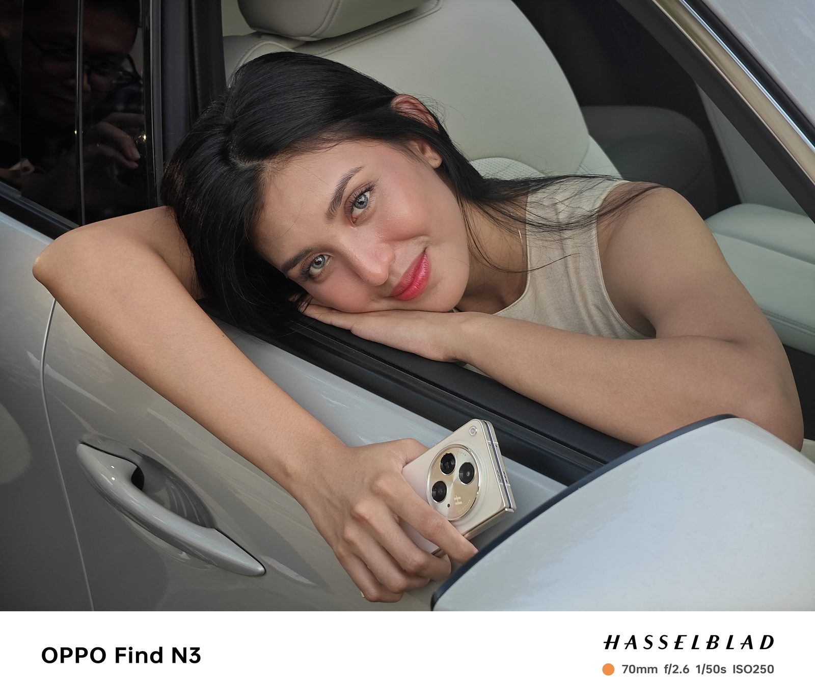 53314035987 OPPO Find N3 (outdoor daylight) (1)