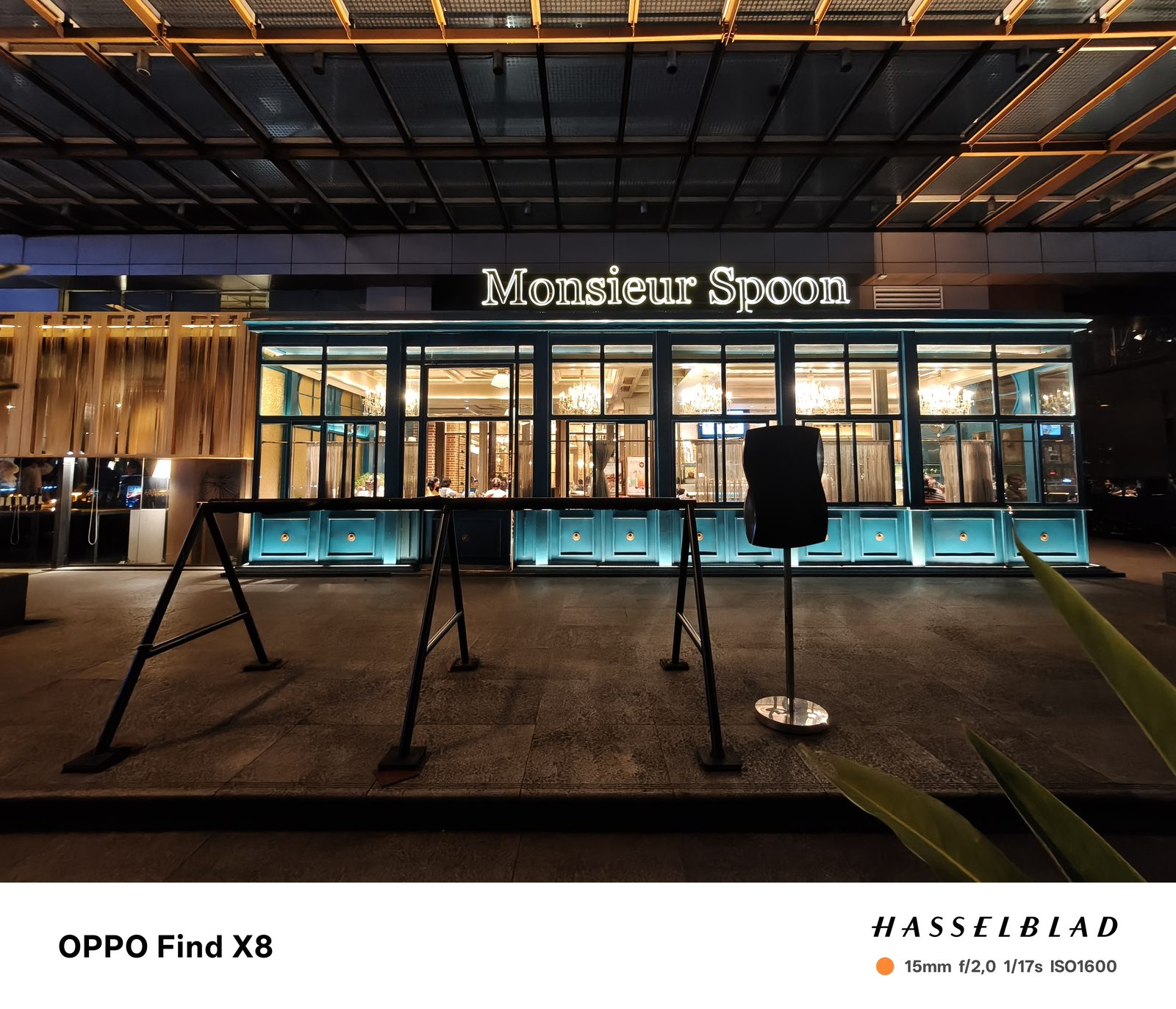 54166318717 OPPO Find X8 - Foto 2