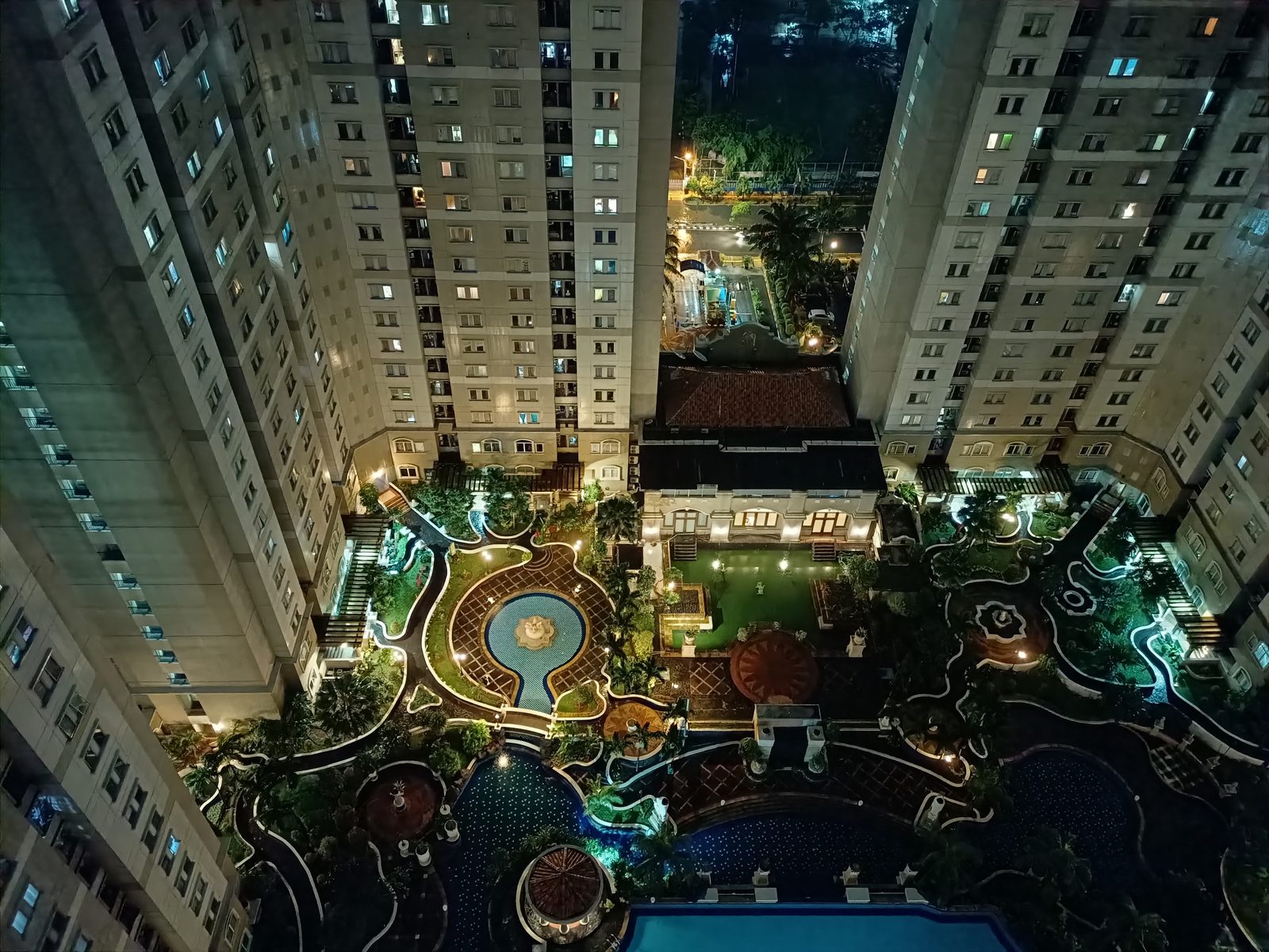49779691826 night mode 1x zoom