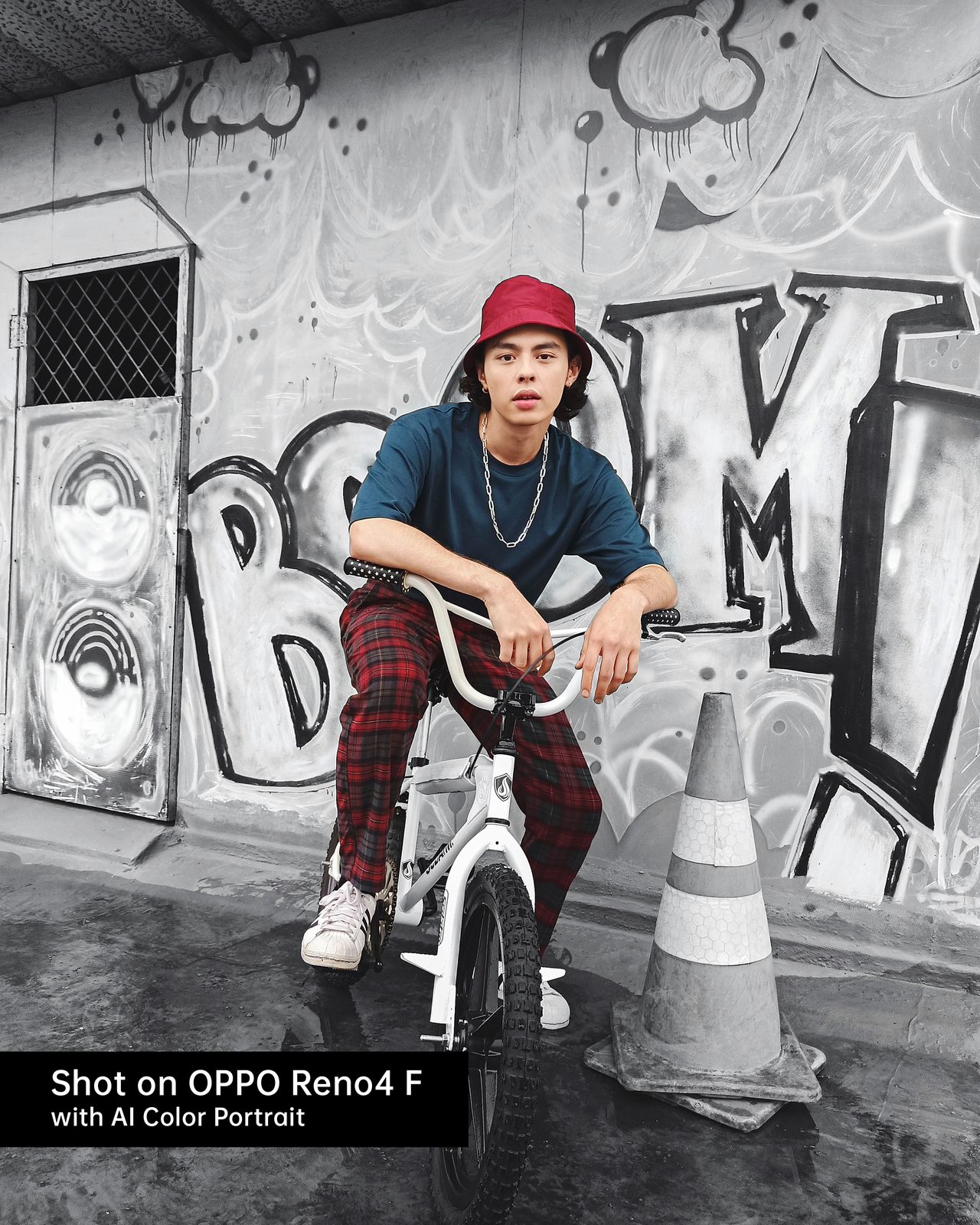 50586114676 OPPO Reno4 F x Uniqlo (3)