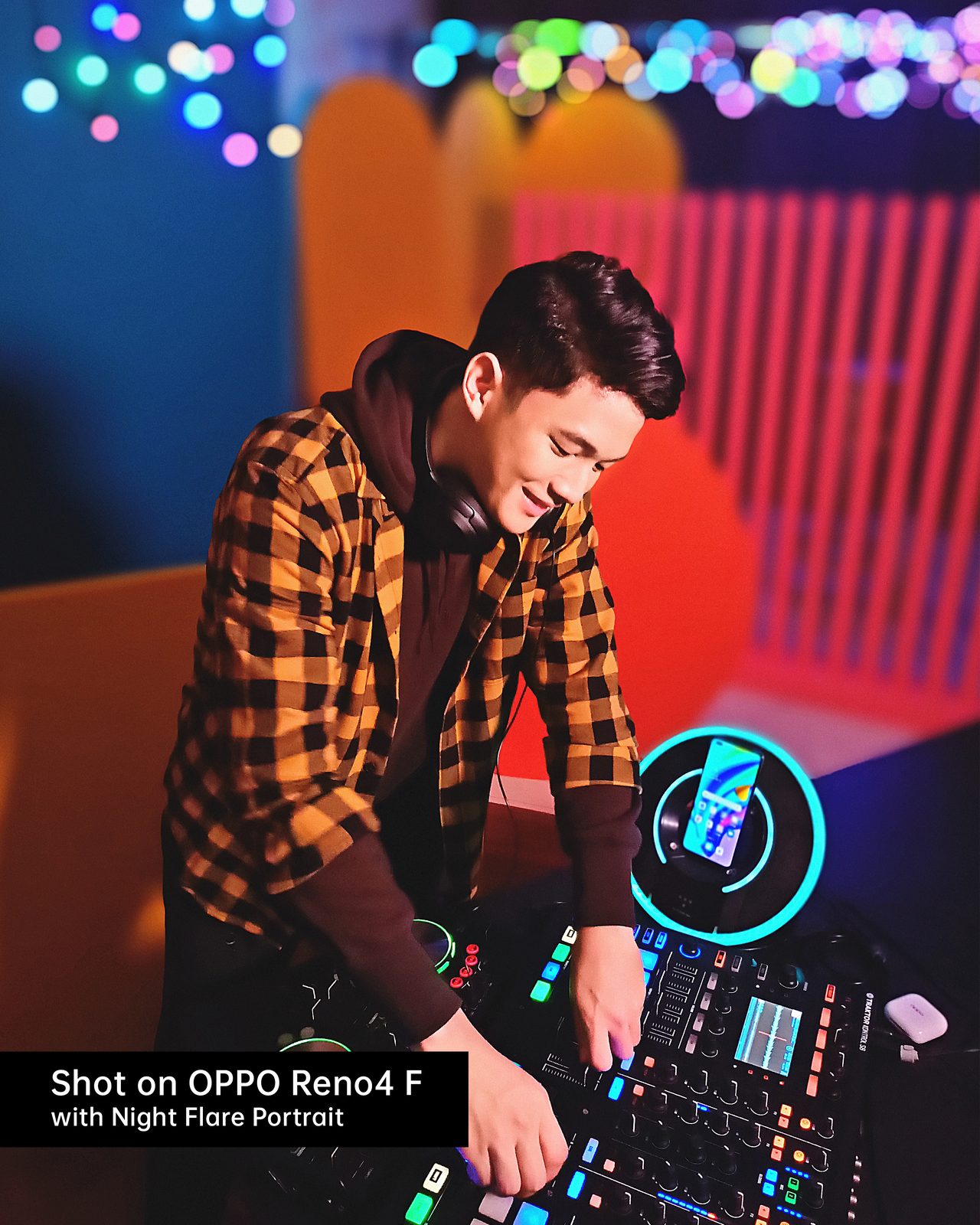 50586236007 OPPO Reno4 F x Uniqlo (5)