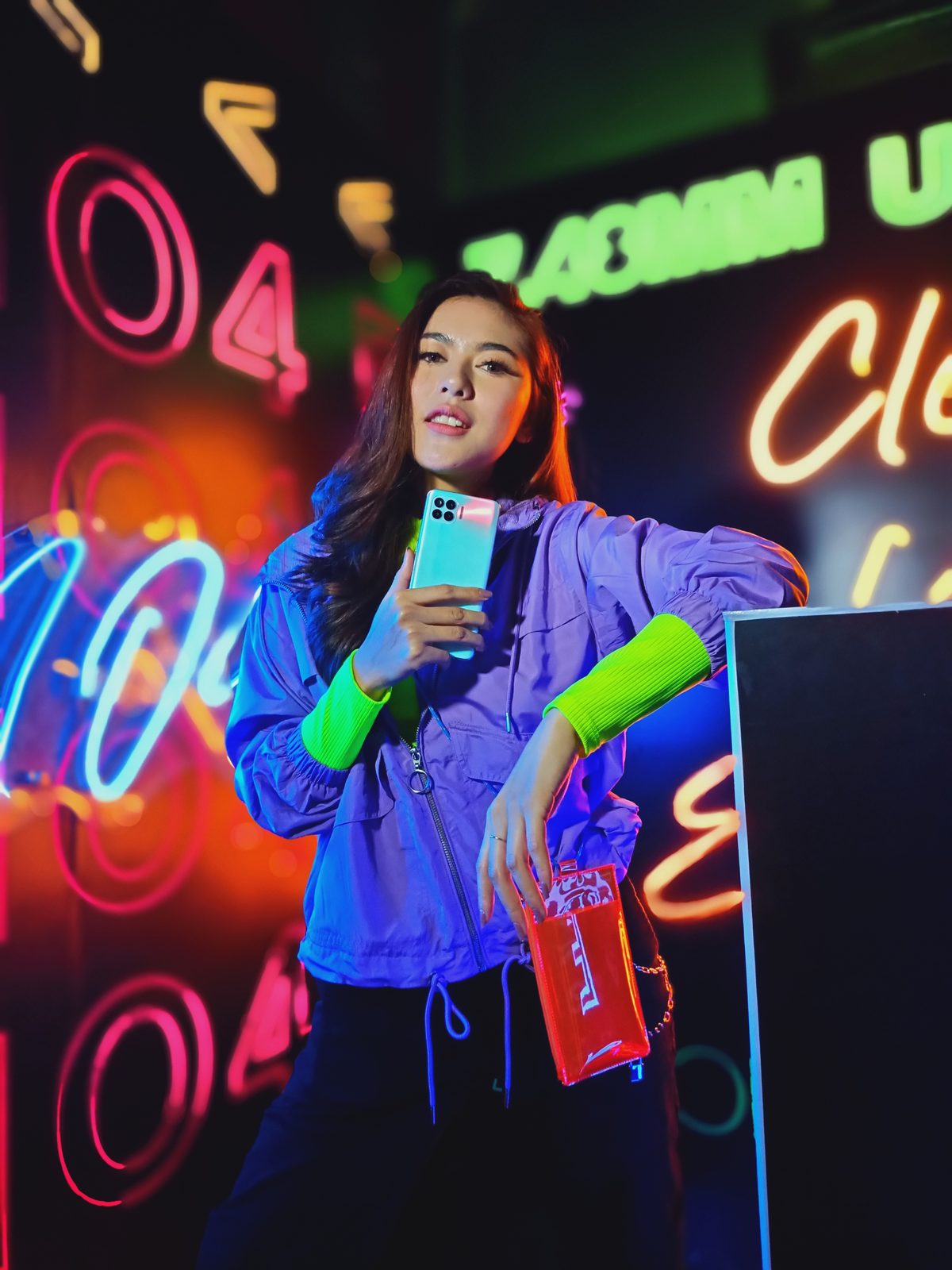 50431675187 AI Night Flare Portrait OPPO Reno4 F