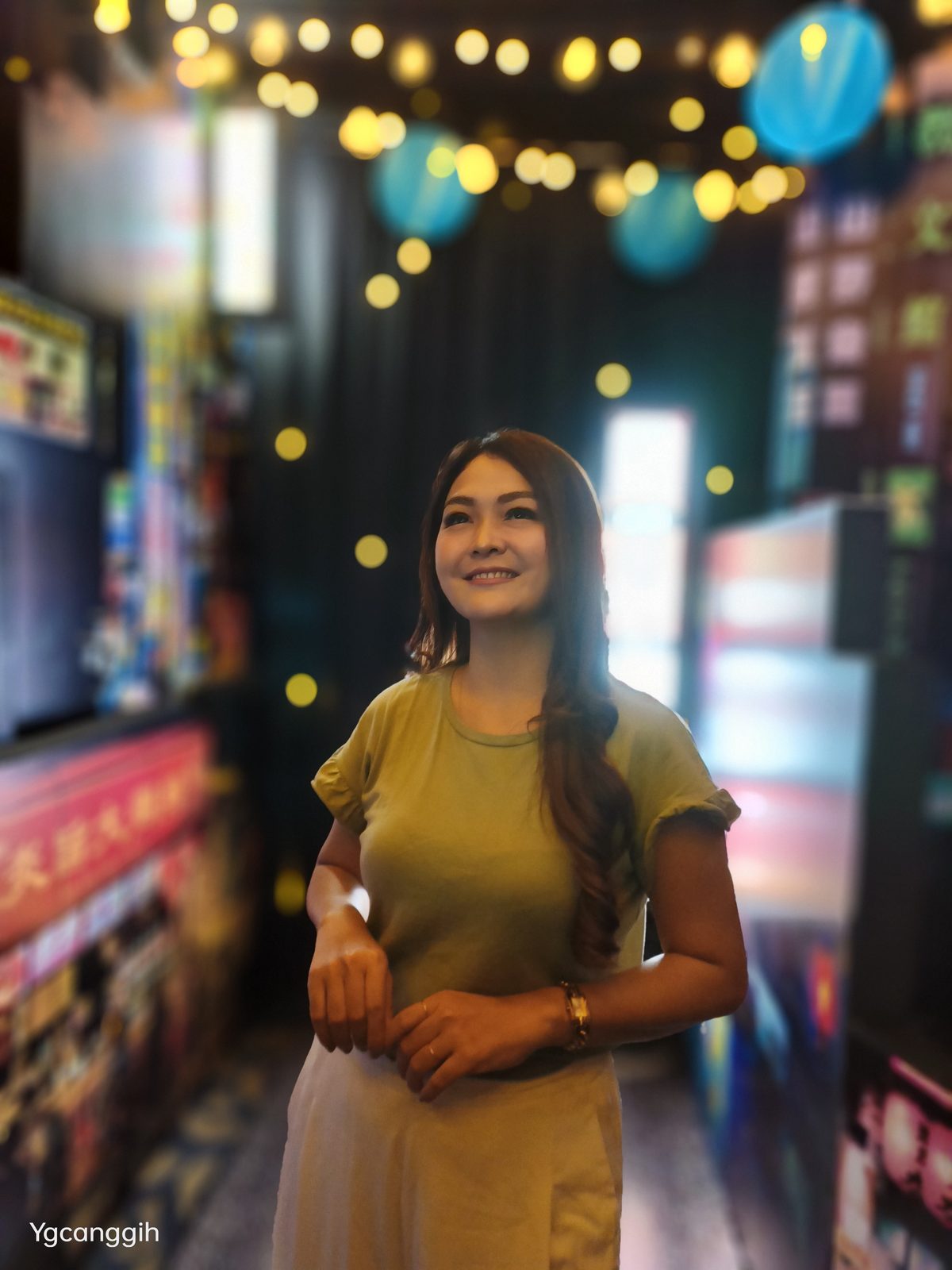 Bokeh Flare Portrait (1)