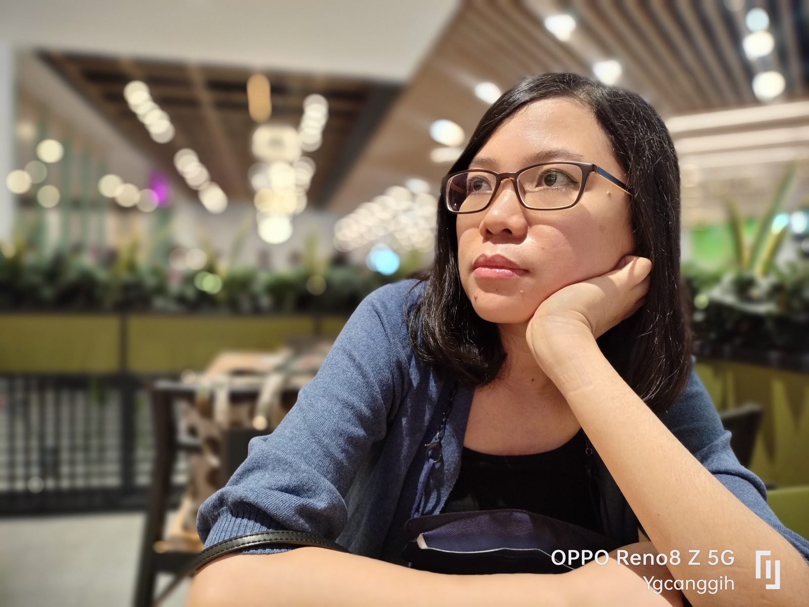 52421798502 Bokeh Flare Portrait Reno8 Z 5G