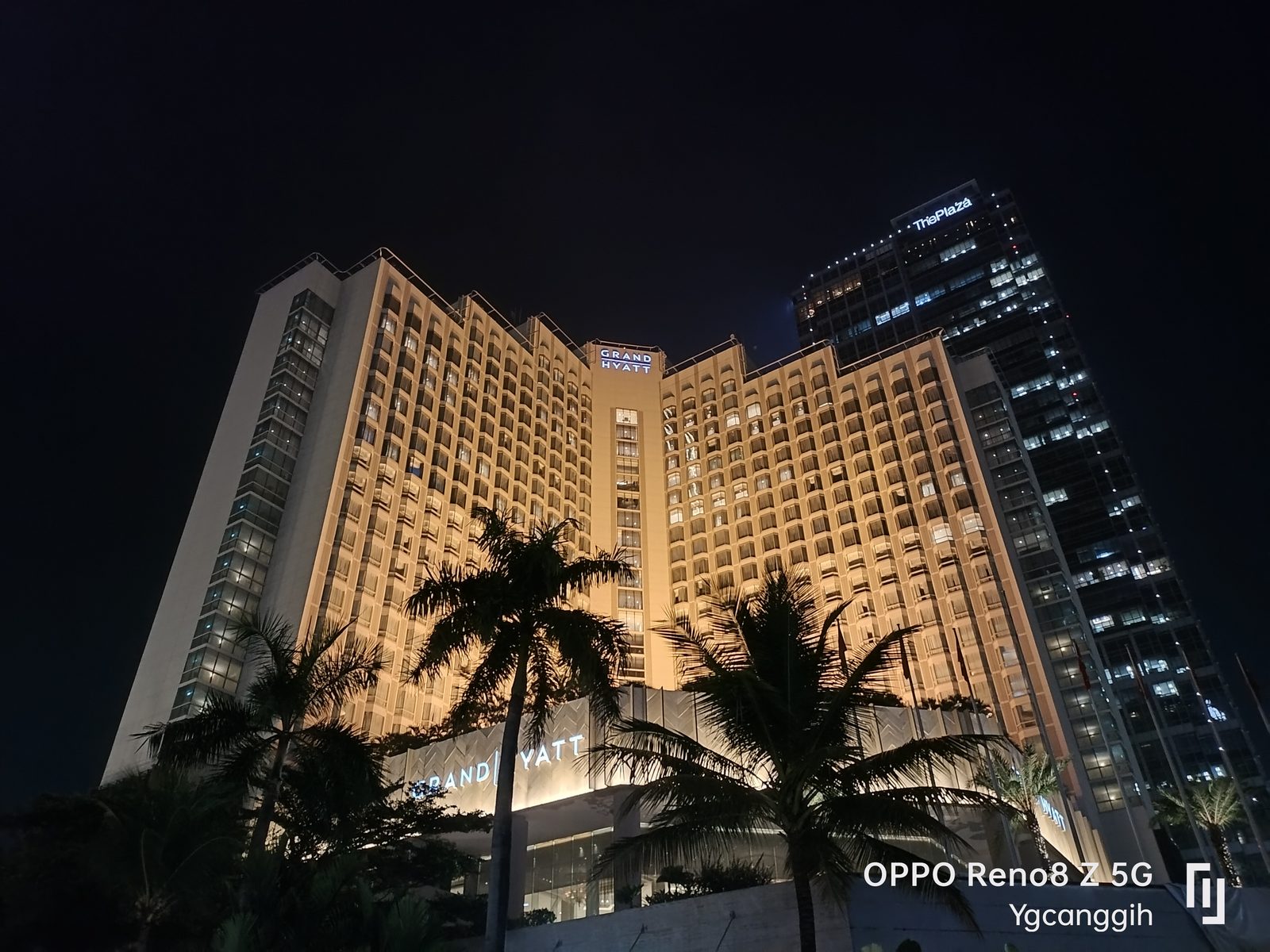 52422763095 Reno8 Z 5G Night Mode-Yangcanggih (1)