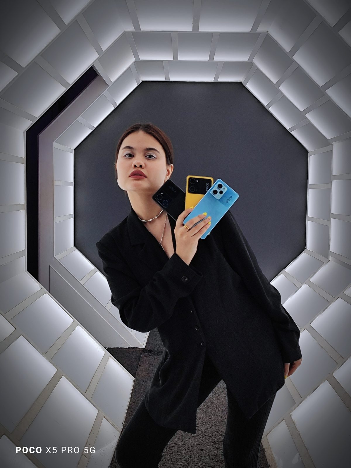 Auto POCO X5 Pro 5G (3)