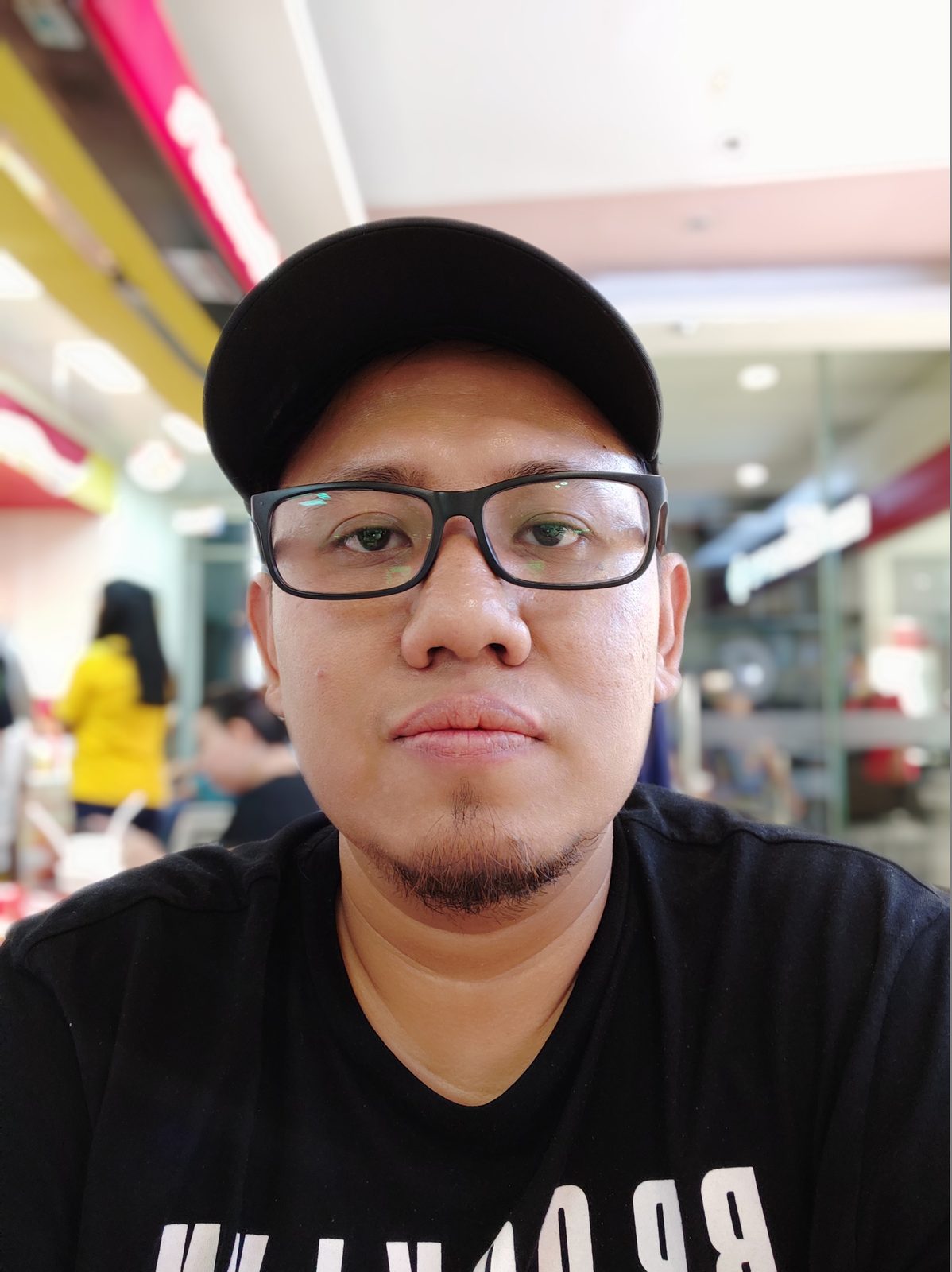 43742800044 Hasil foto Pocophone F1 (3)