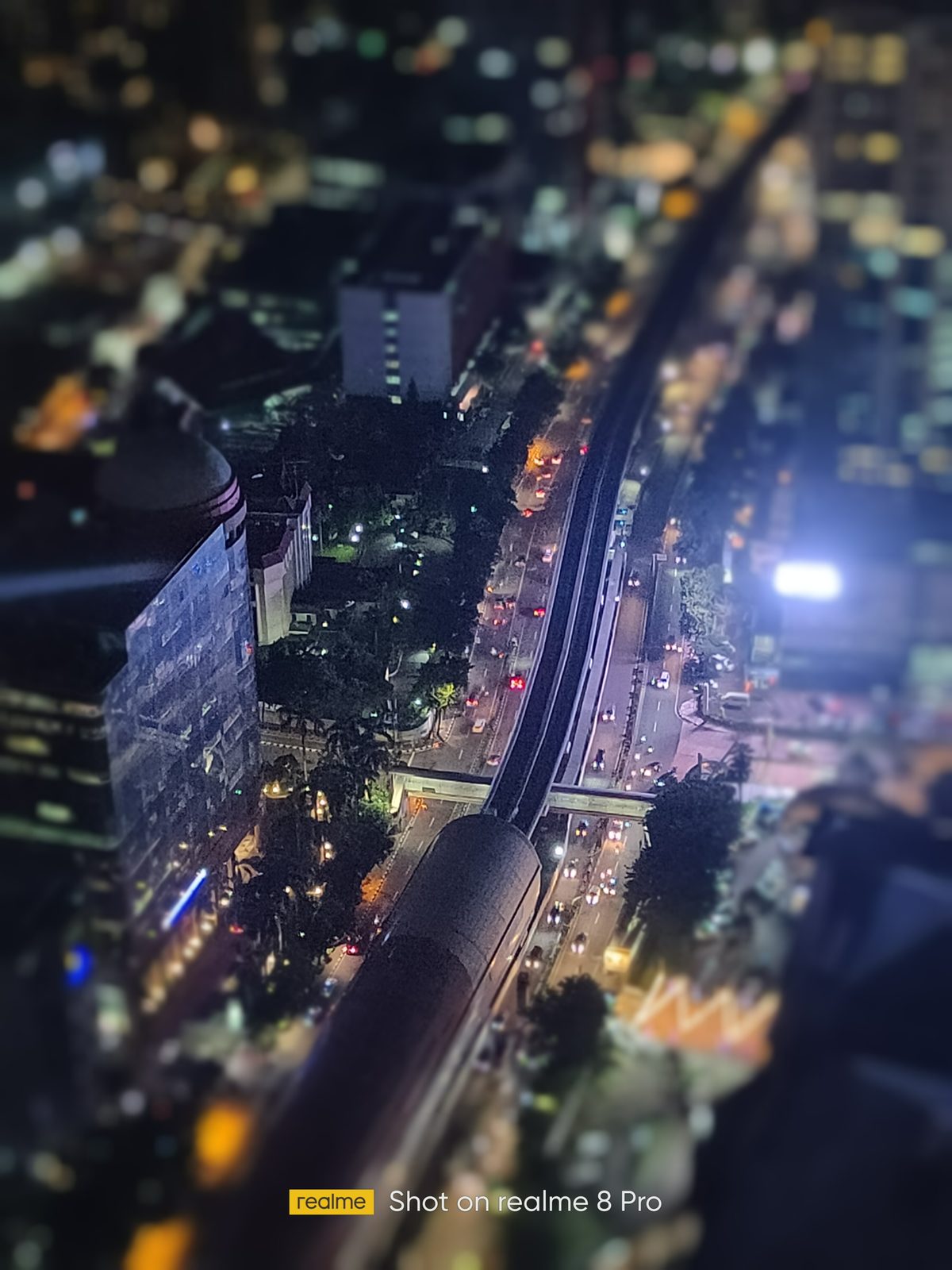 tilt & shift zoom