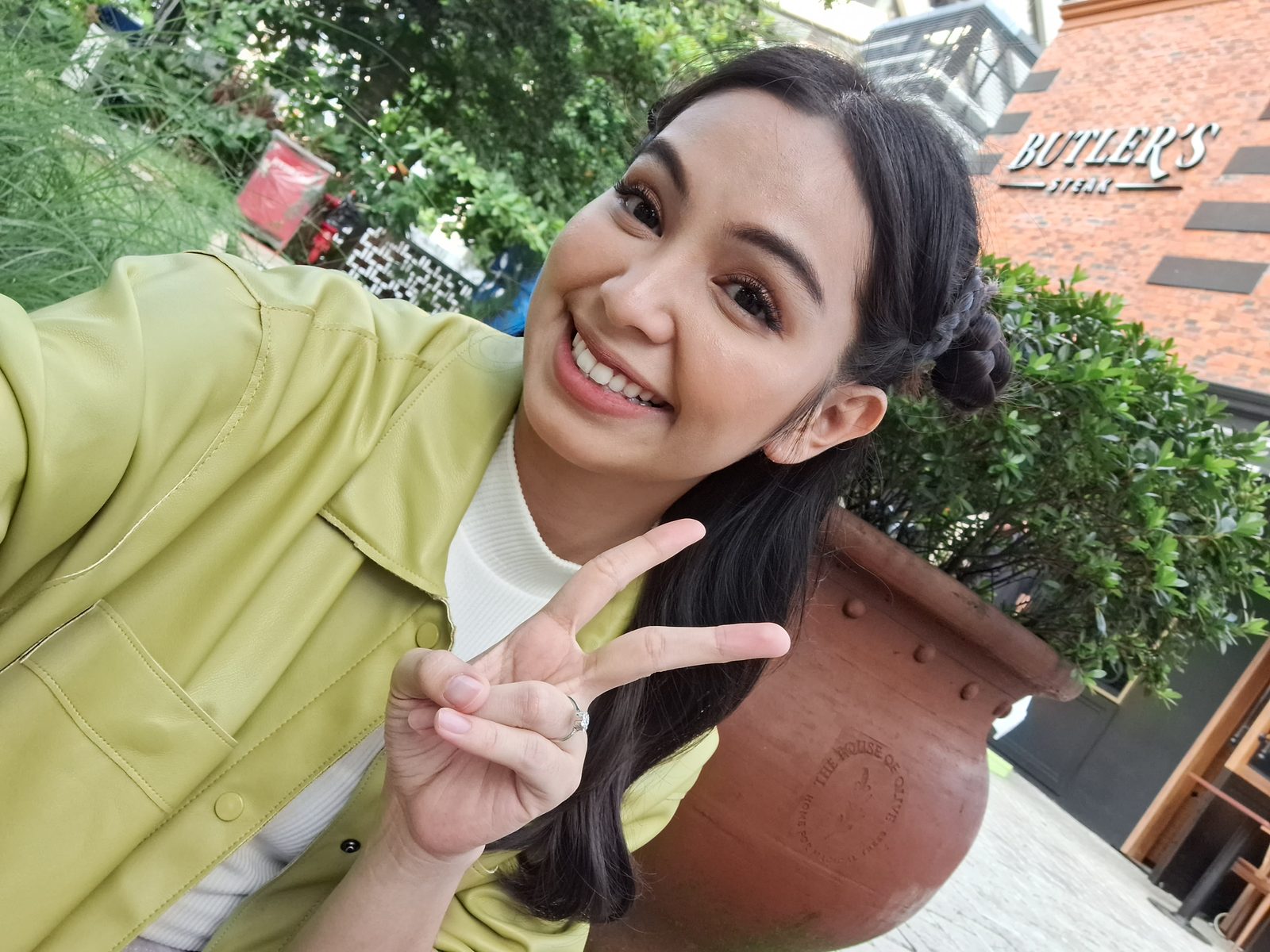 Selfie (2)