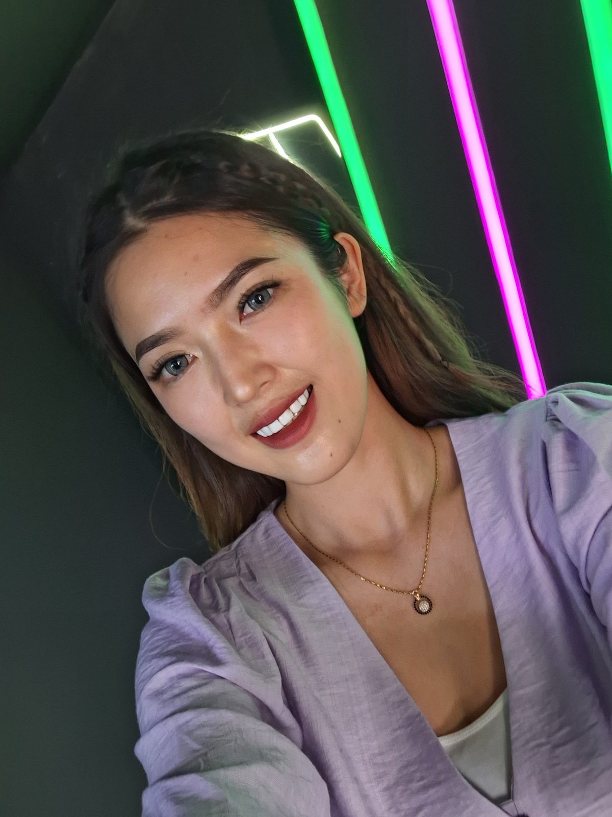 Selfie indoor