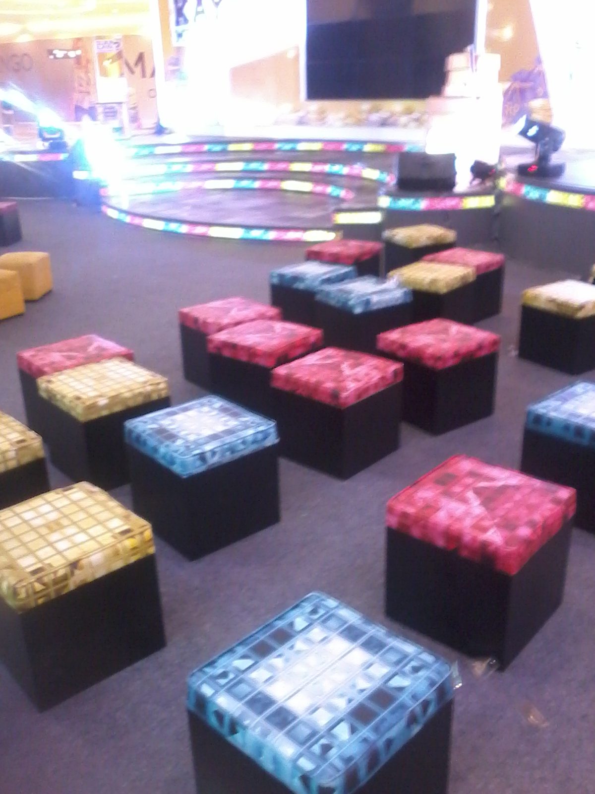 8309374534 GALAXY Chat indoor 2