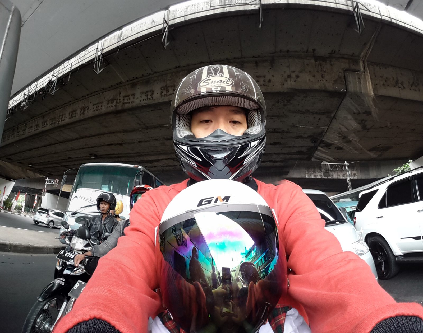 Wide selfie