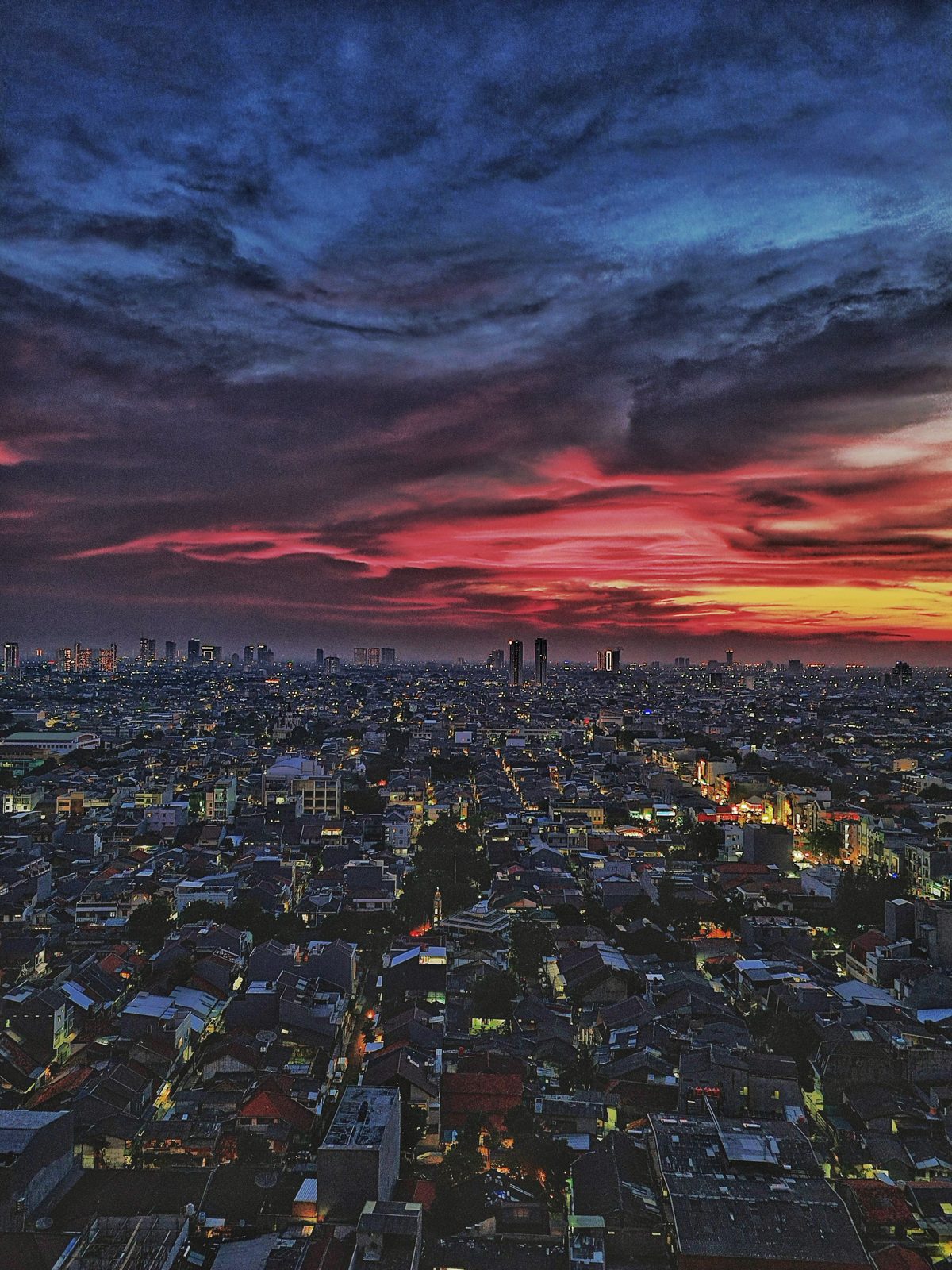 49829550481 night mode 1 (edited with snapseed)