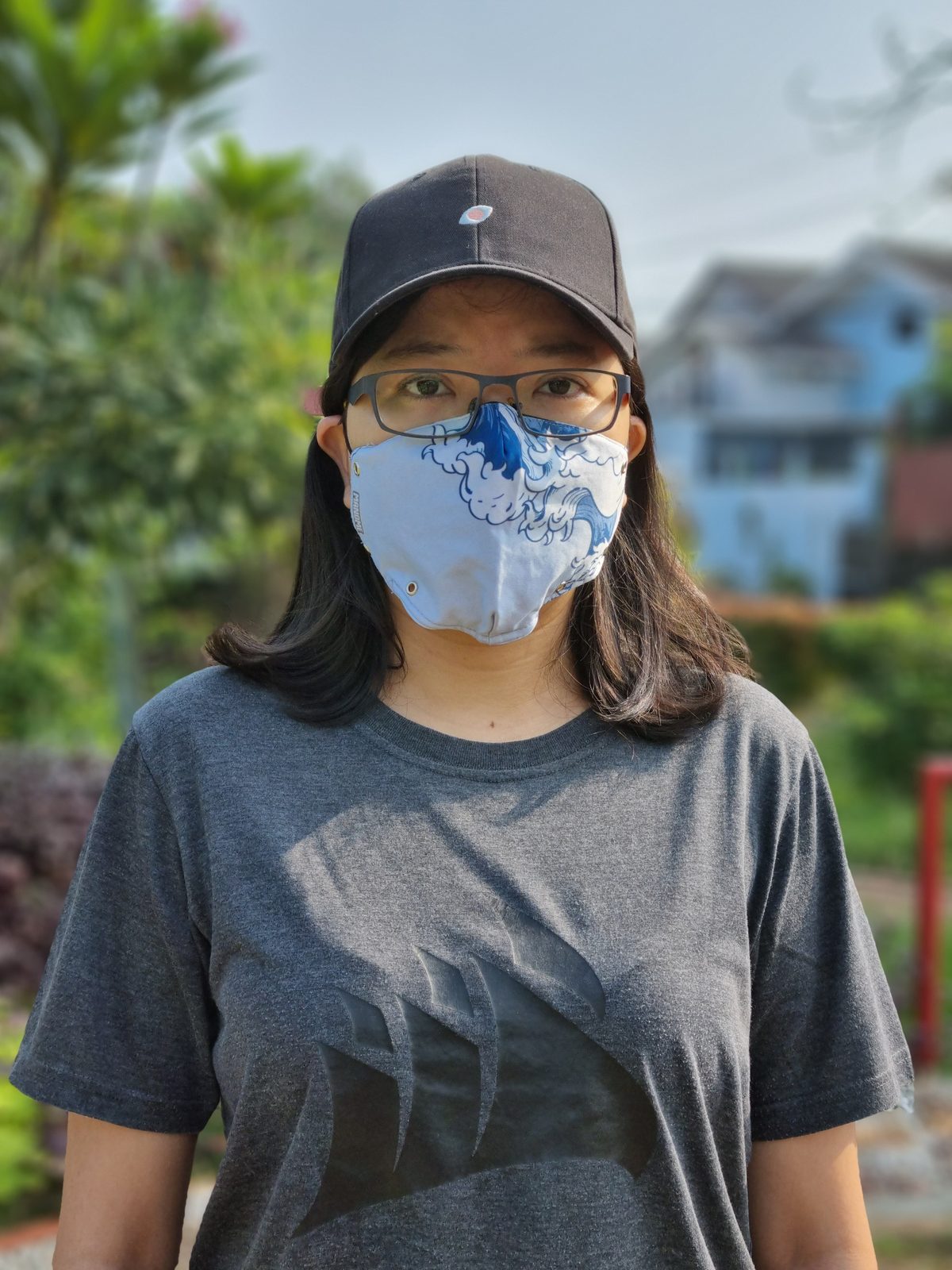 51111995170 outdoor portrait Galaxy S21+