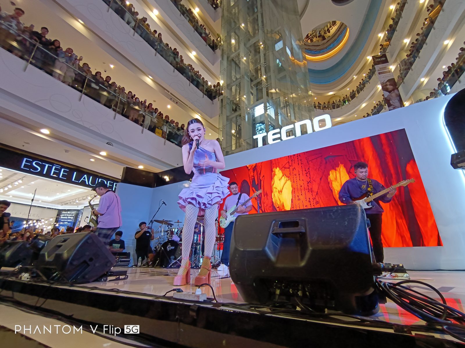 TECNO PHANTOM V FLIP 5G - Foto 13