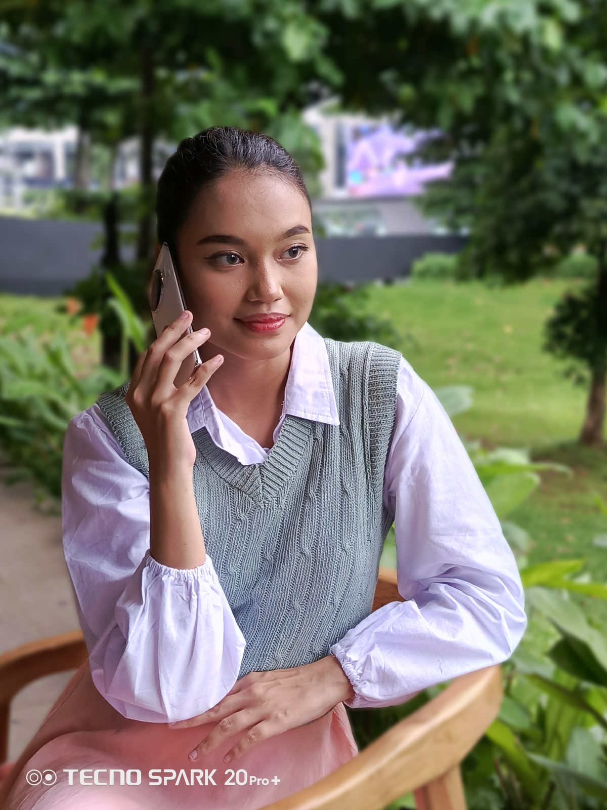 TECNO Spark 20 Pro+ - Foto 5