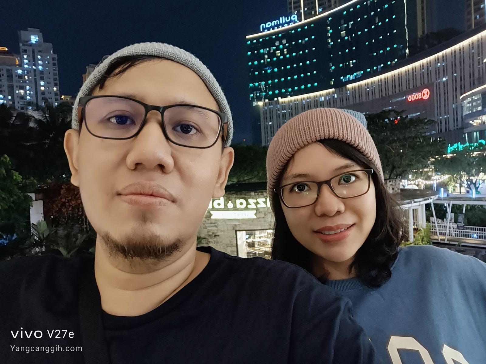 52847372774 Selfie vivo V27e