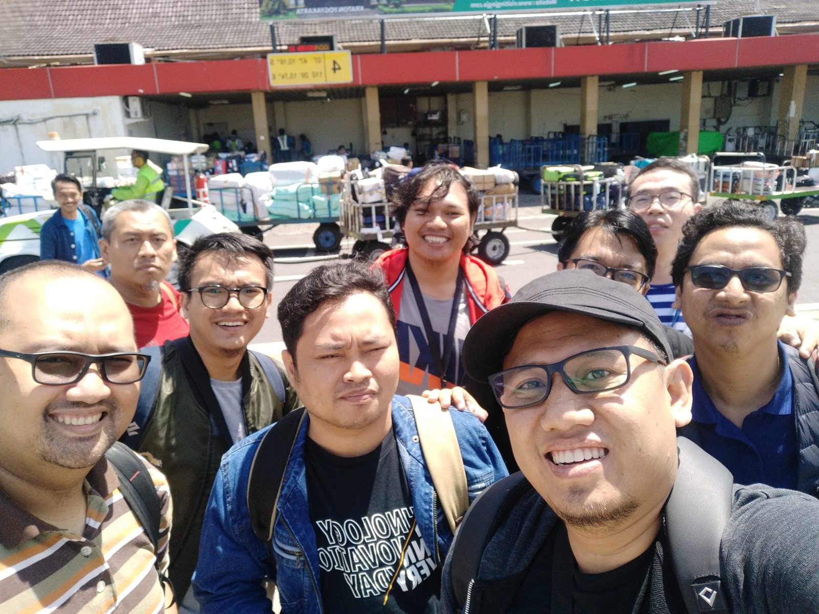 27639903728 Hasil foto Vivo V9 (4)