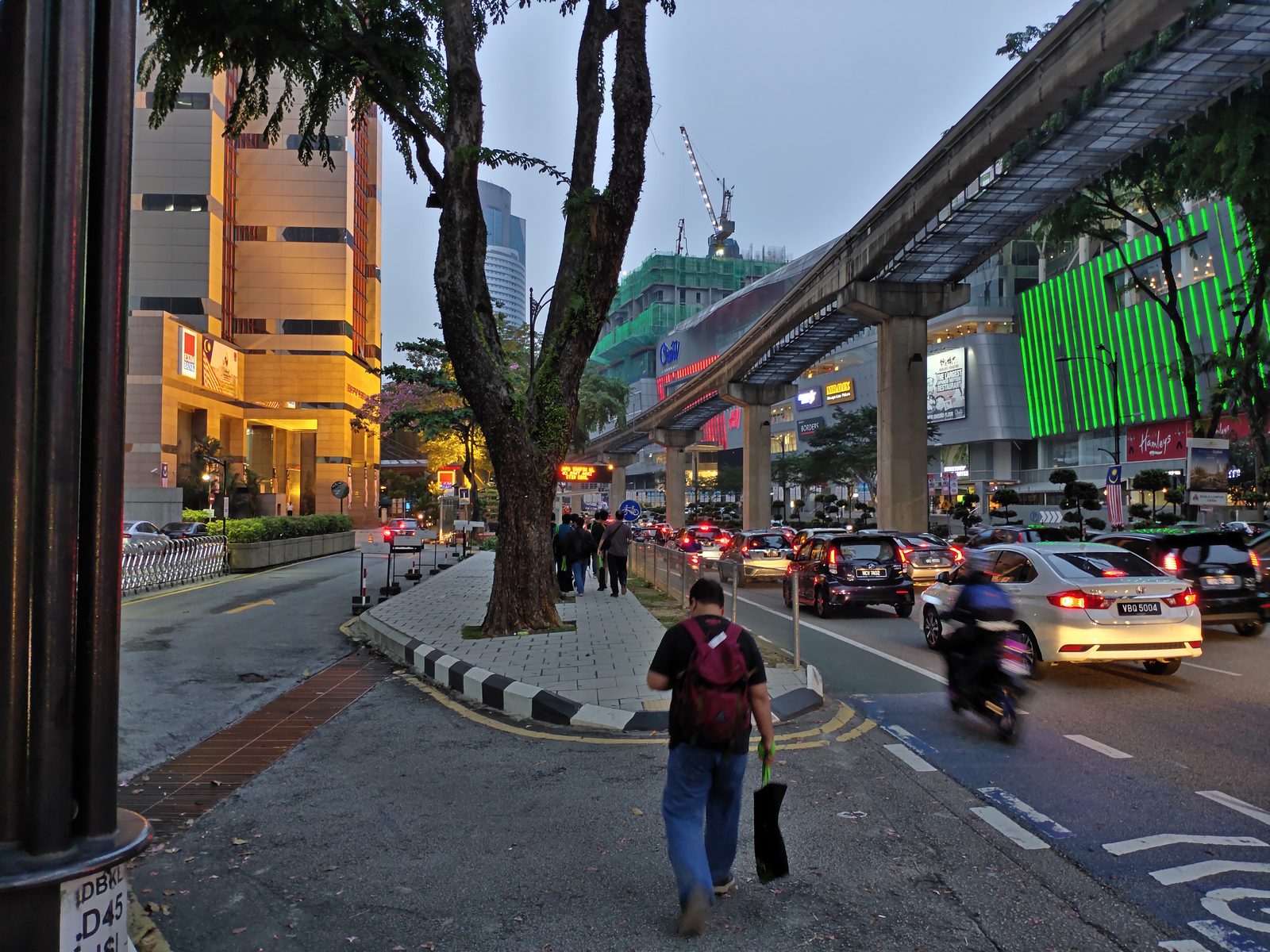48744135176 Hasil foto Vivo Z1 Pro (3)